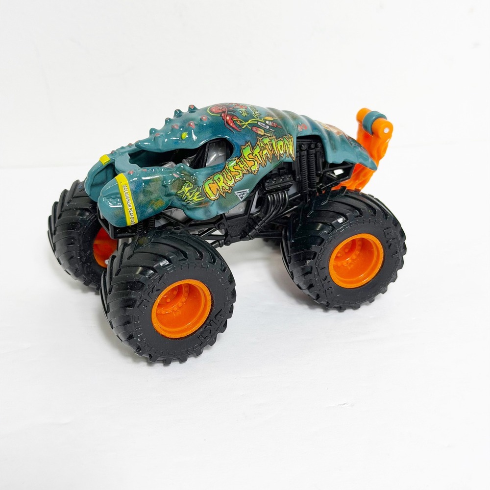 Monster Jam Crushstation Monster Truck 1:64 Teal Lobster Diecast Series 18